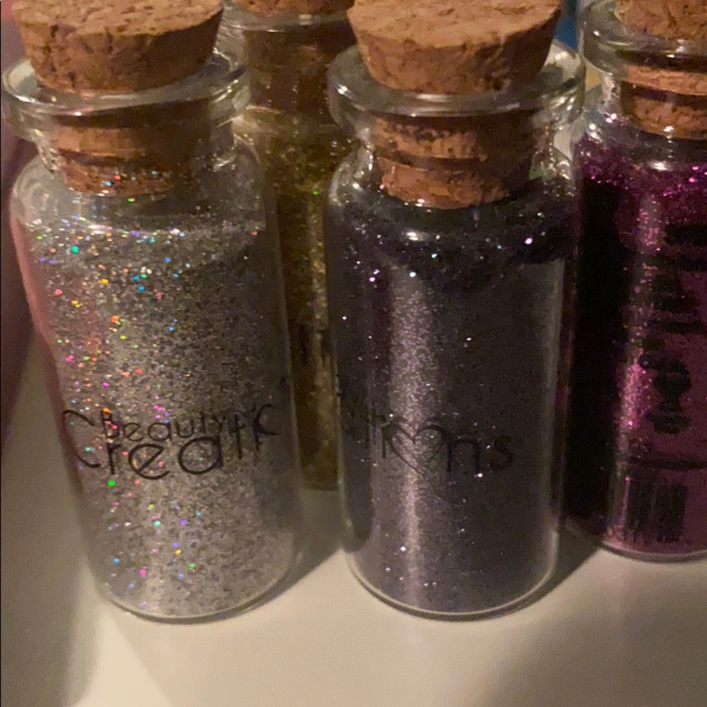 Beauty creations glitters